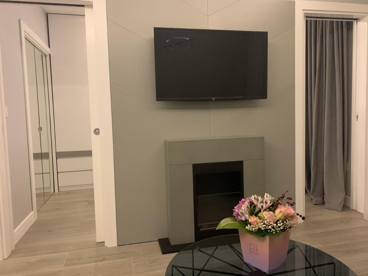 Pupin Palace Apartments ノヴィ・サド エクステリア 写真